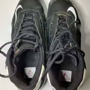 Nike Swingman Cleats size 10.5 mens